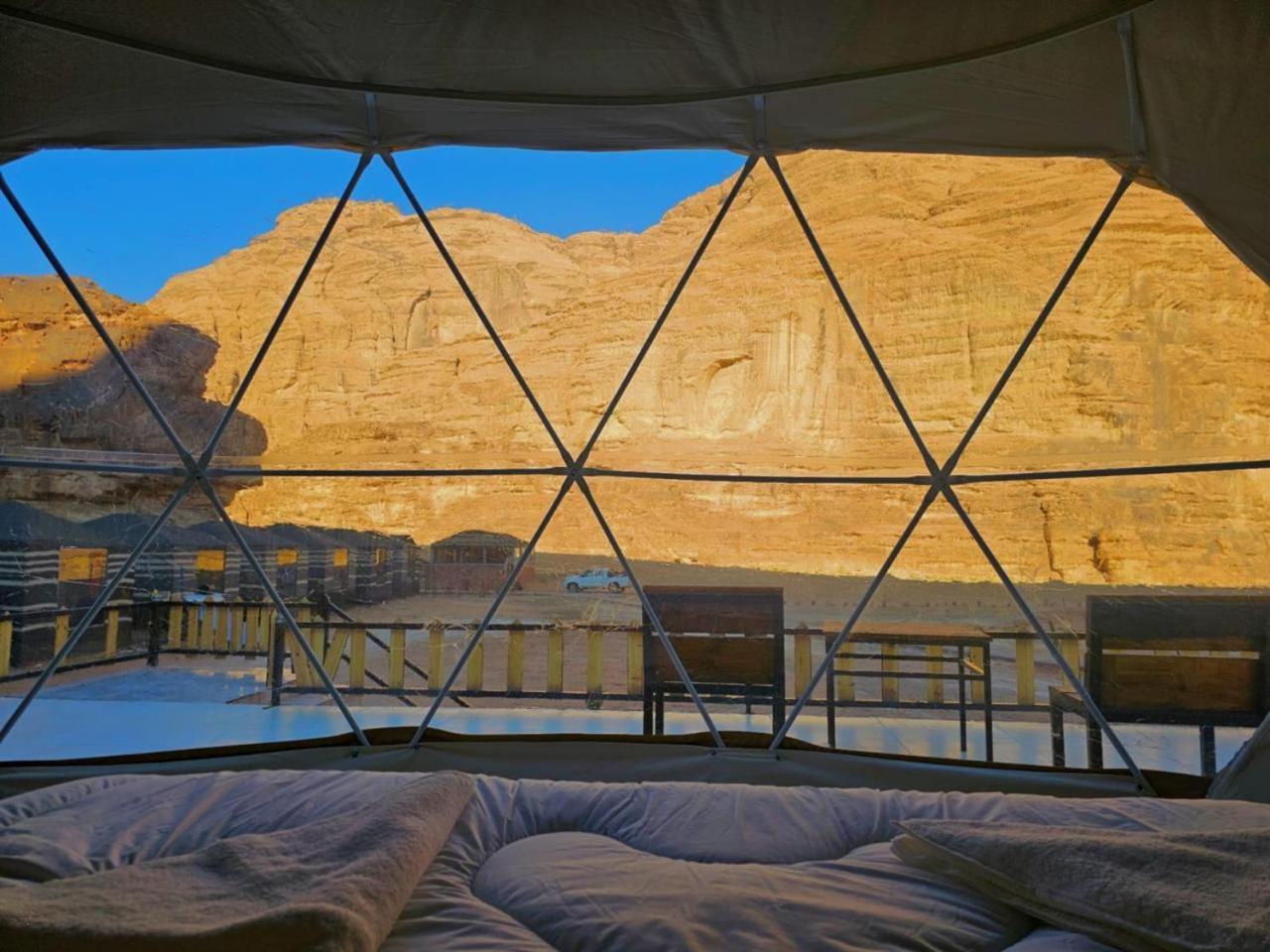 Sunrise Luxury Camp 호텔 와디럼 외부 사진