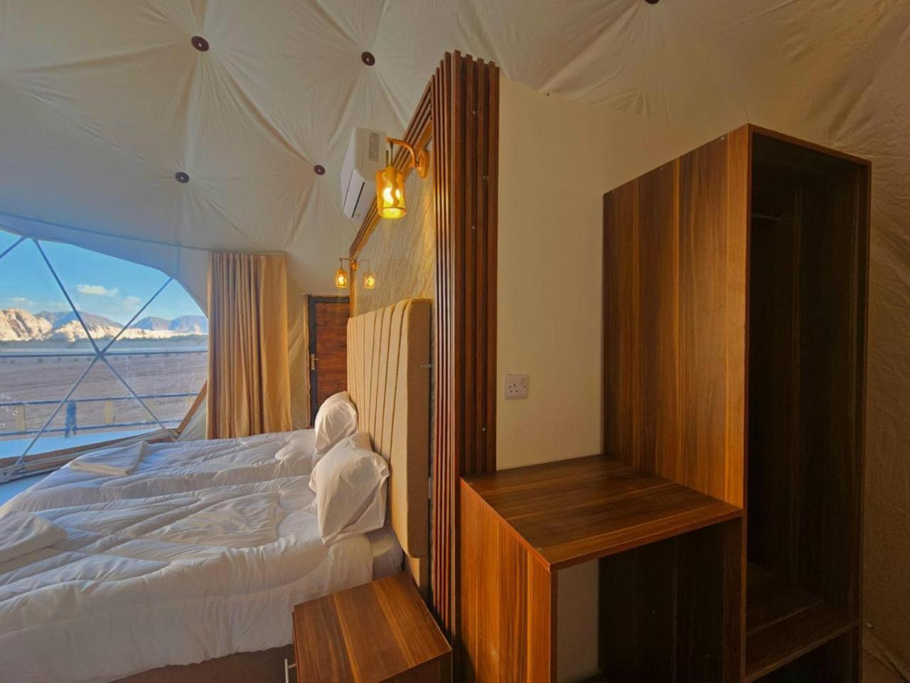 Sunrise Luxury Camp 호텔 와디럼 외부 사진