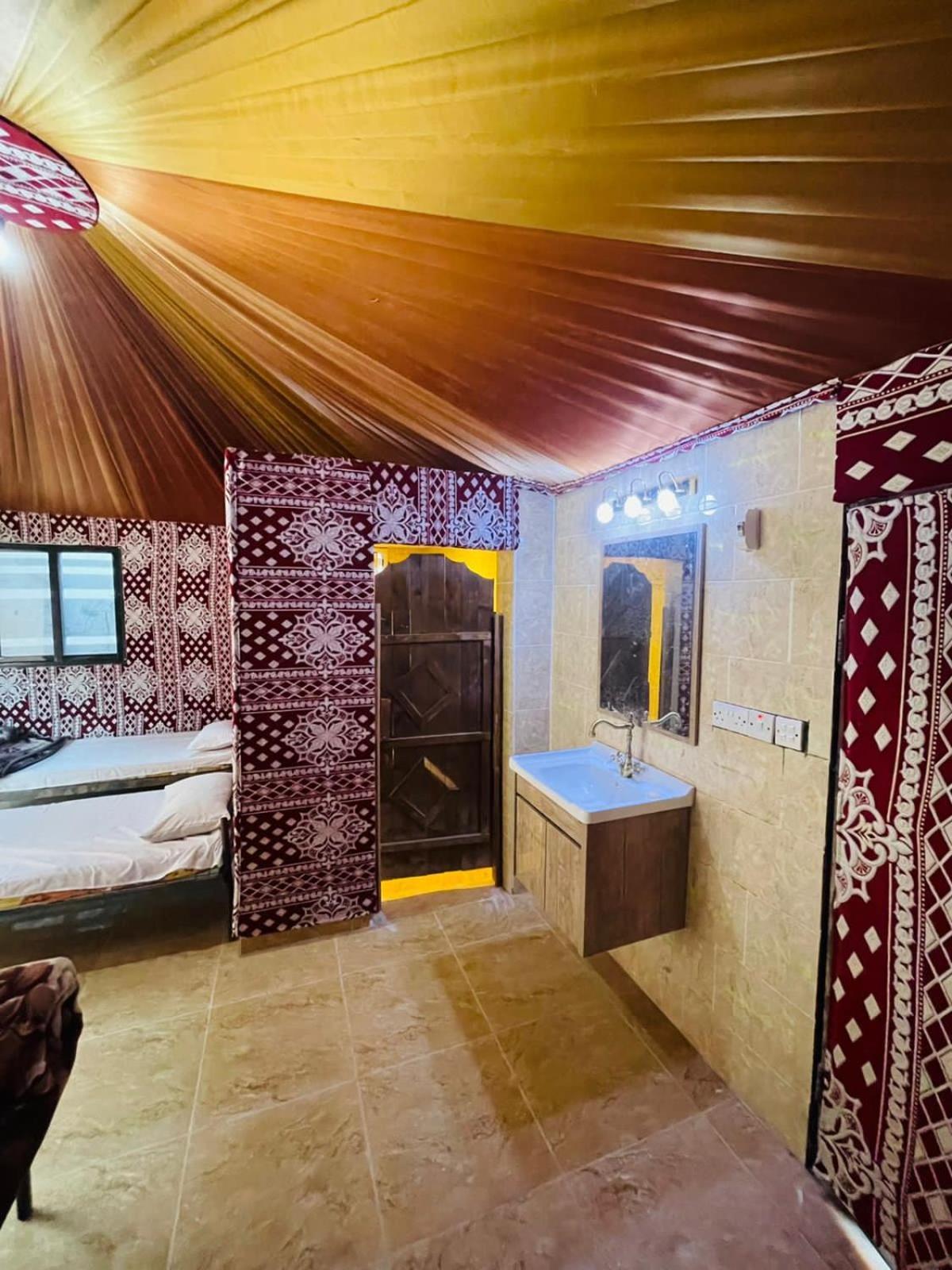 Sunrise Luxury Camp 호텔 와디럼 외부 사진