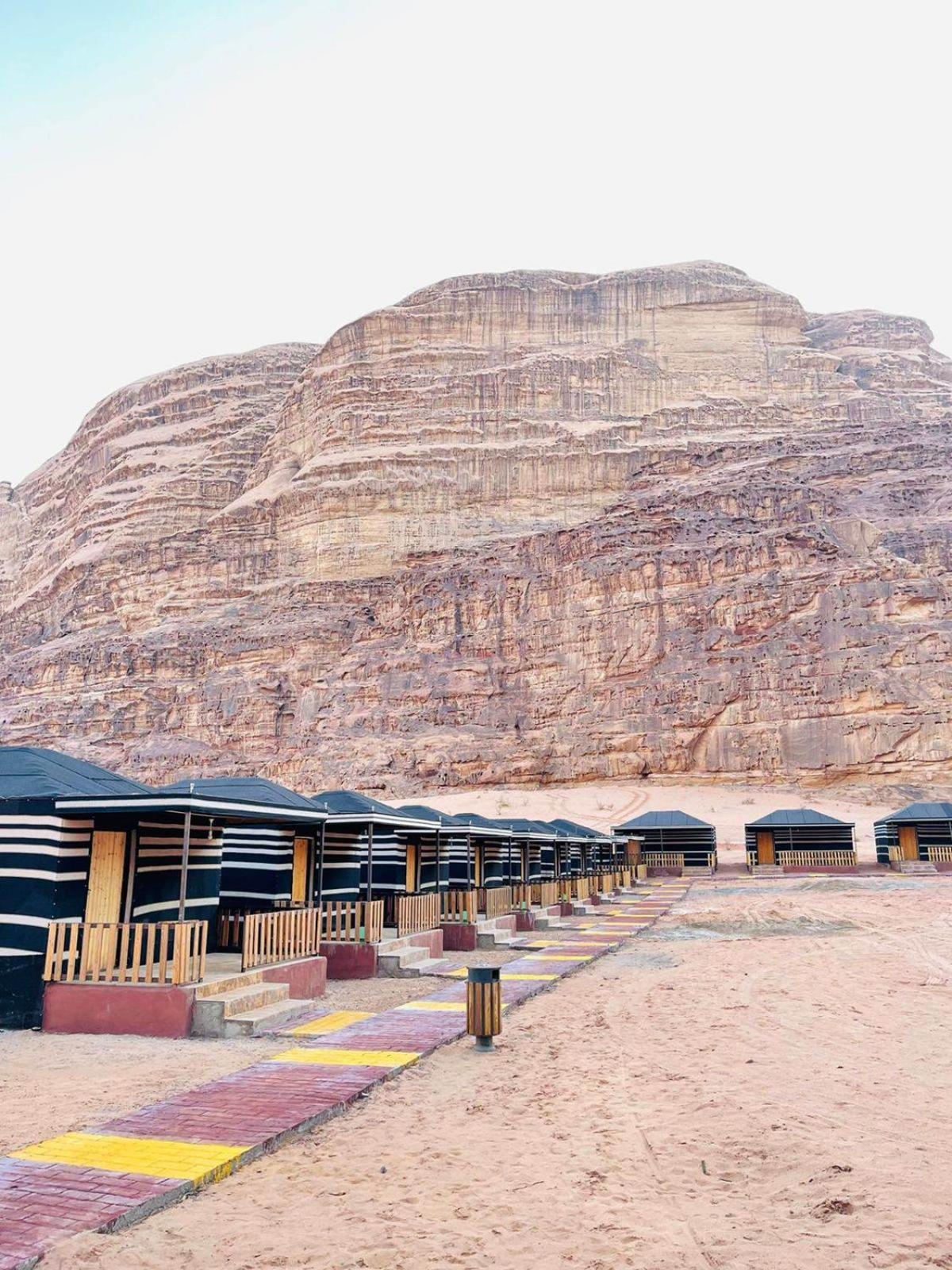 Sunrise Luxury Camp 호텔 와디럼 외부 사진