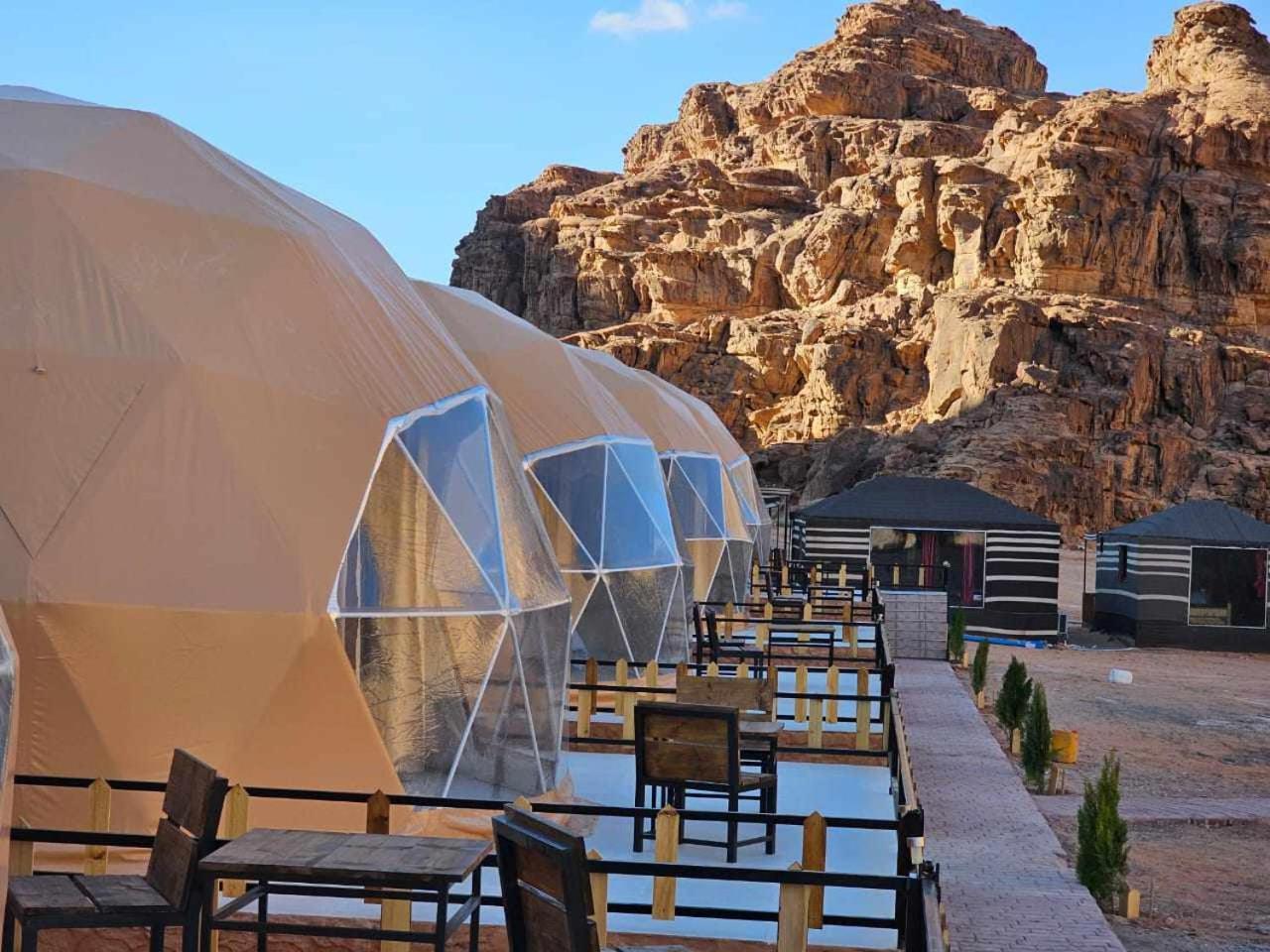Sunrise Luxury Camp 호텔 와디럼 외부 사진